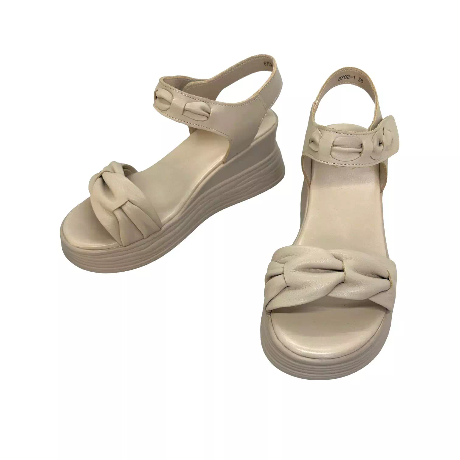 Sandale crem cu platforma