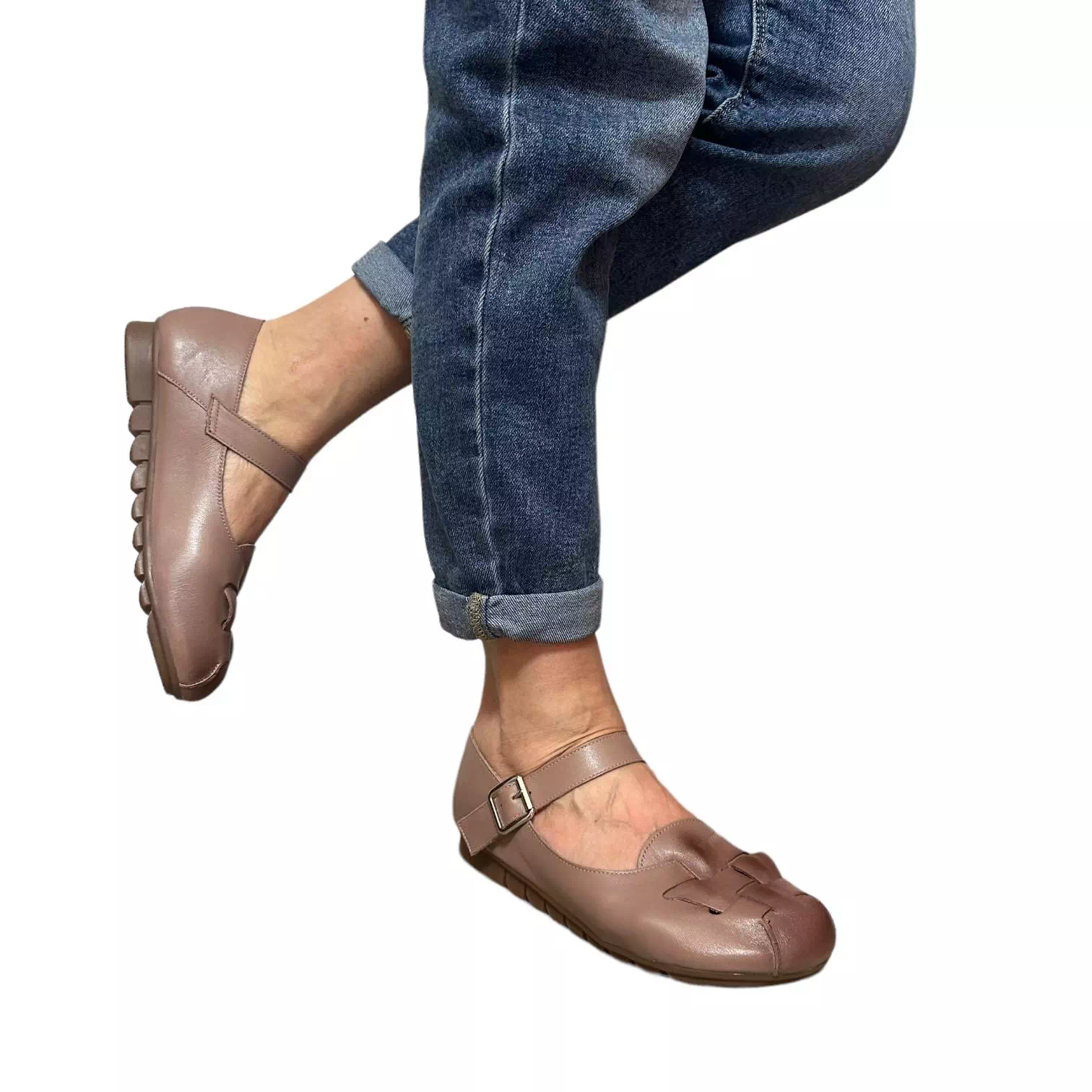 Pantofi maro cu bareta