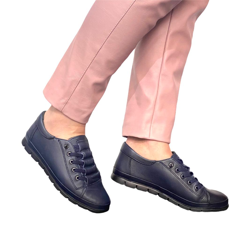 Pantofi bleumarin cu siret