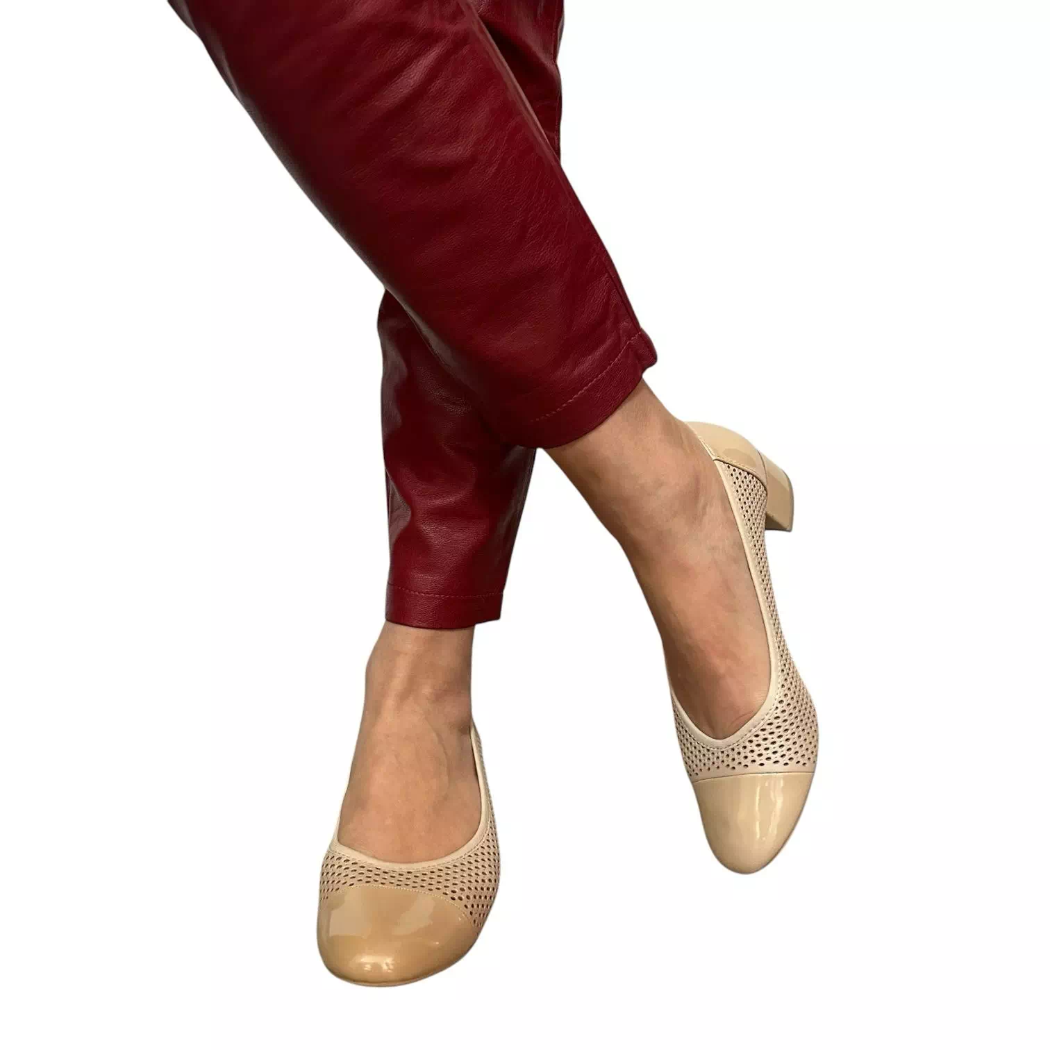 Pantofi Caprice bej