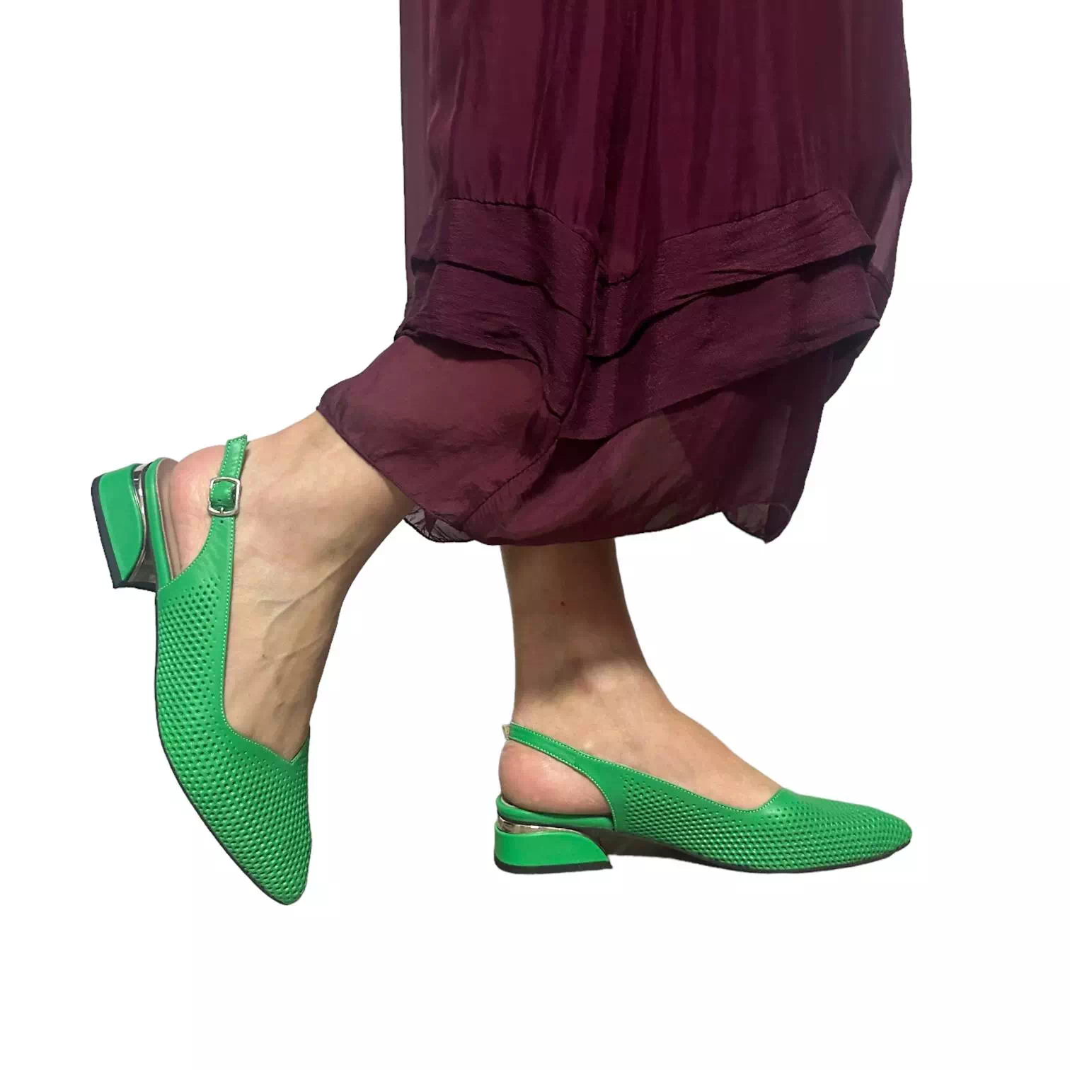 Pantofi decupati verzi cu perforatii