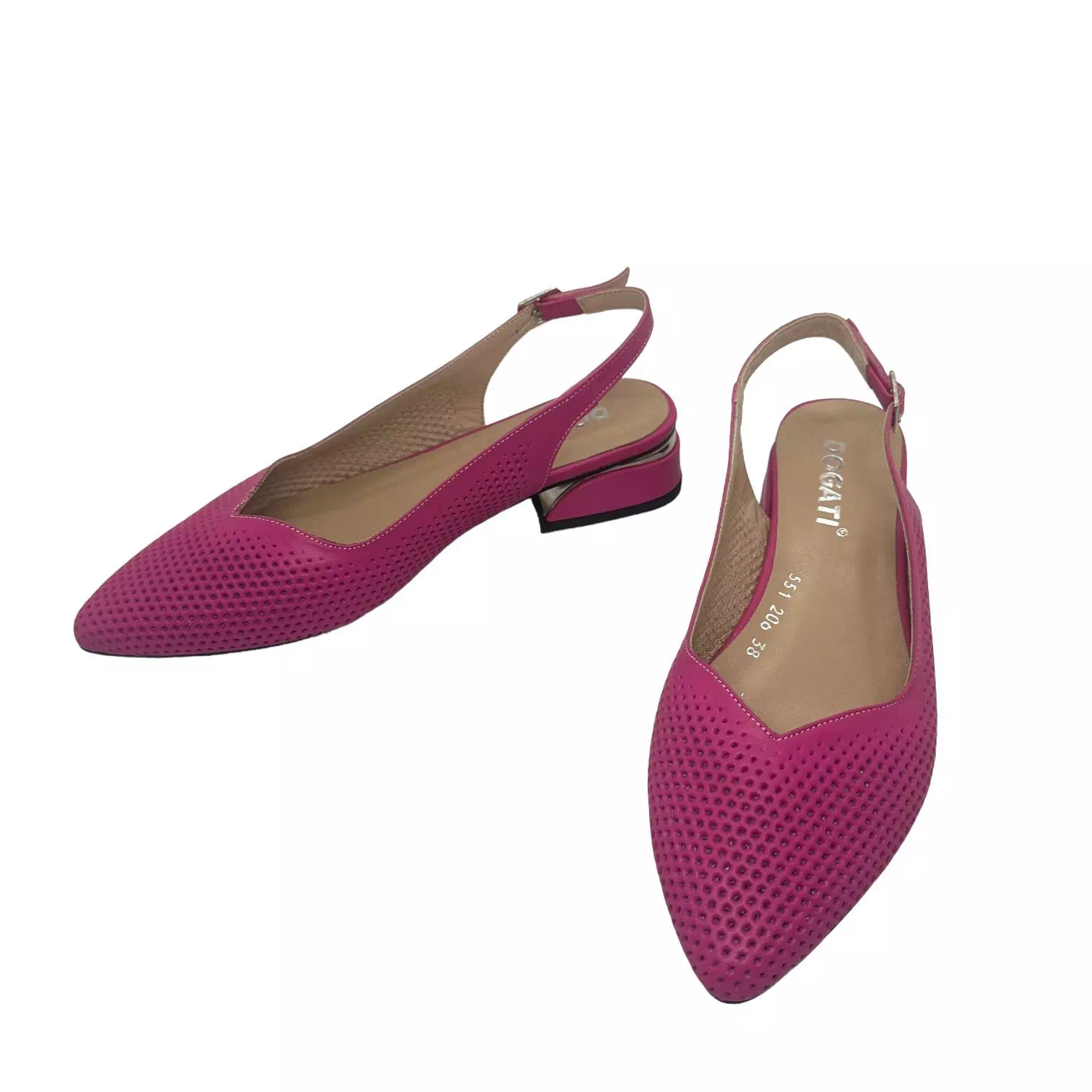 Pantofi decupati roz cu perforatii