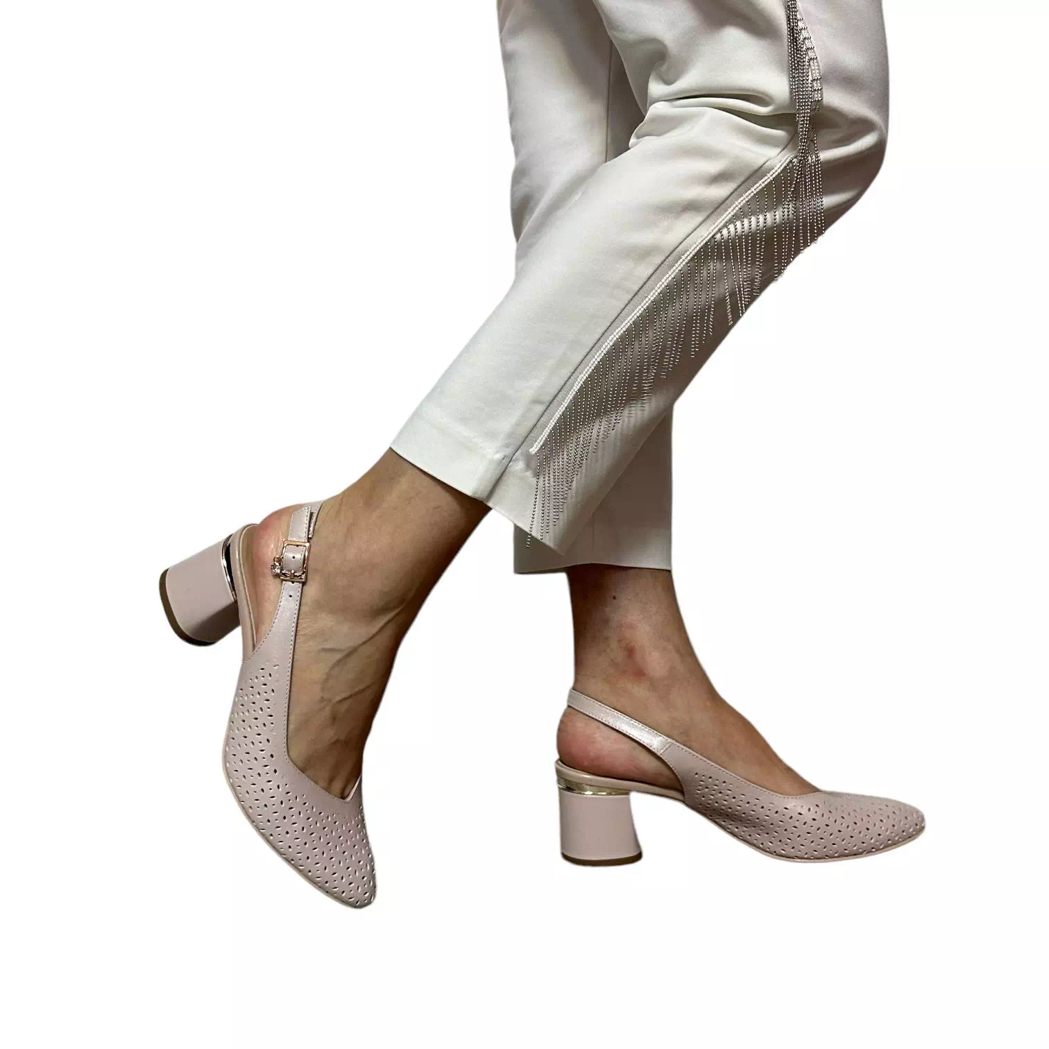 Pantofi decupati Sala roz cu perforatii