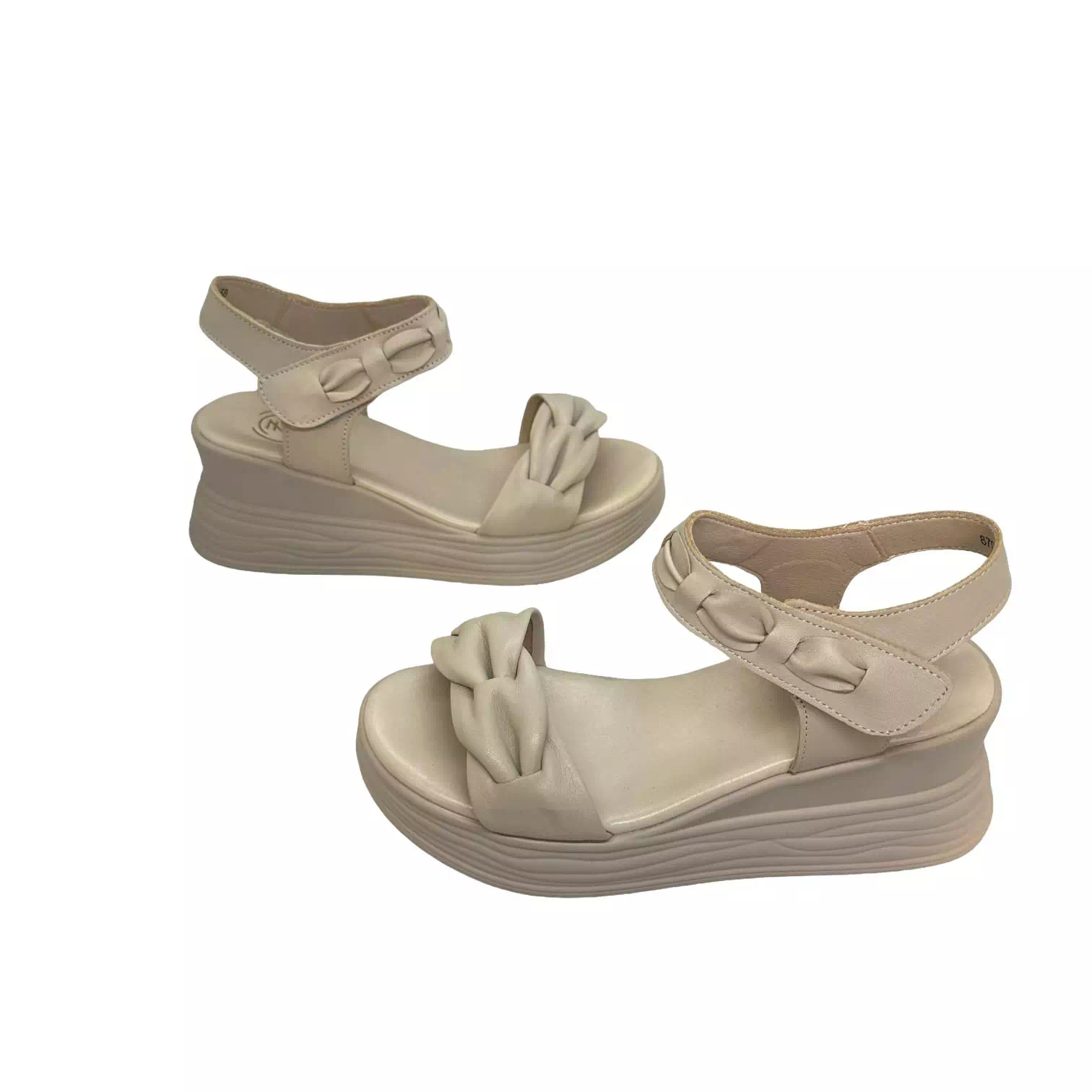 Sandale crem cu platforma