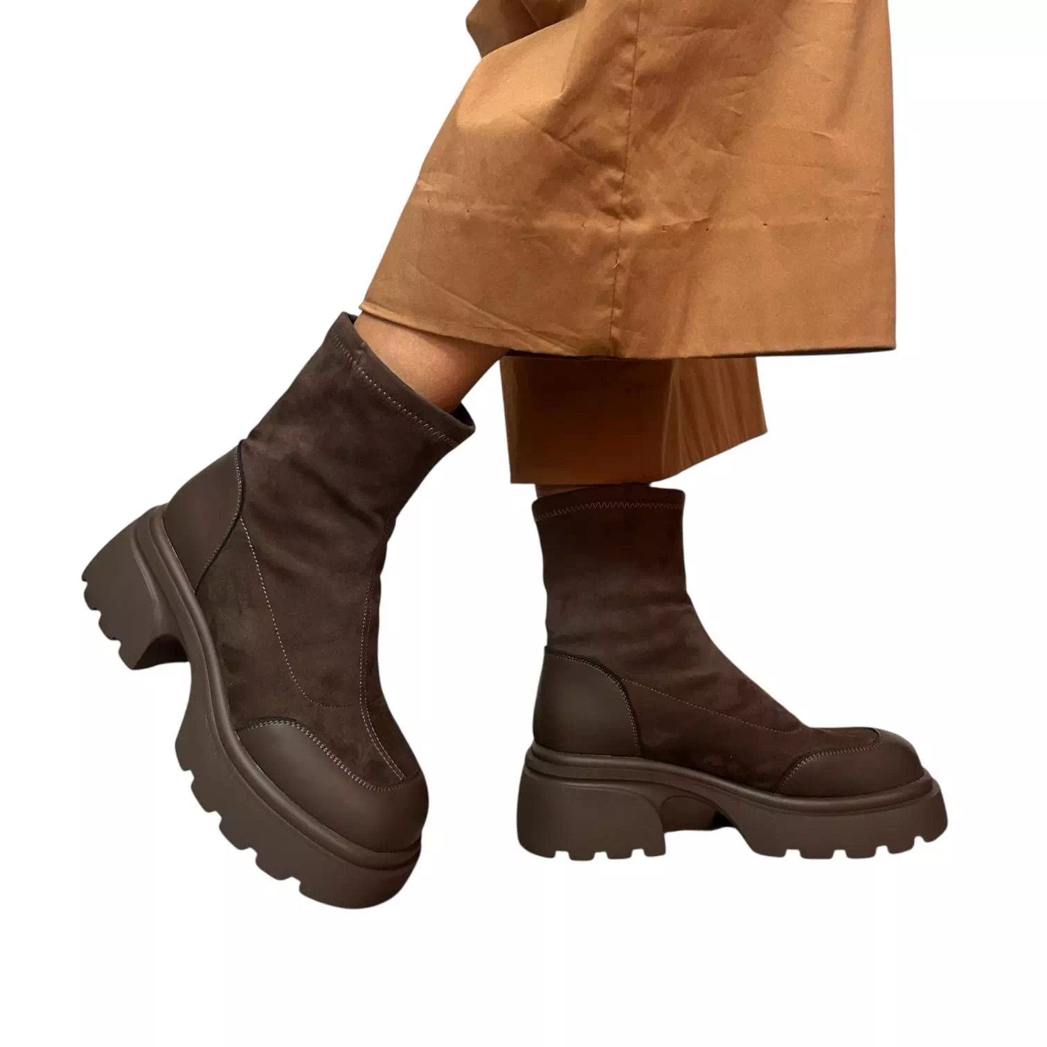 Ghete strech taupe cu platforma