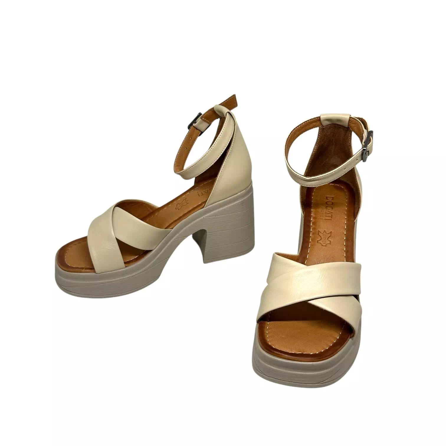 Sandale Dogati bej cu platforma