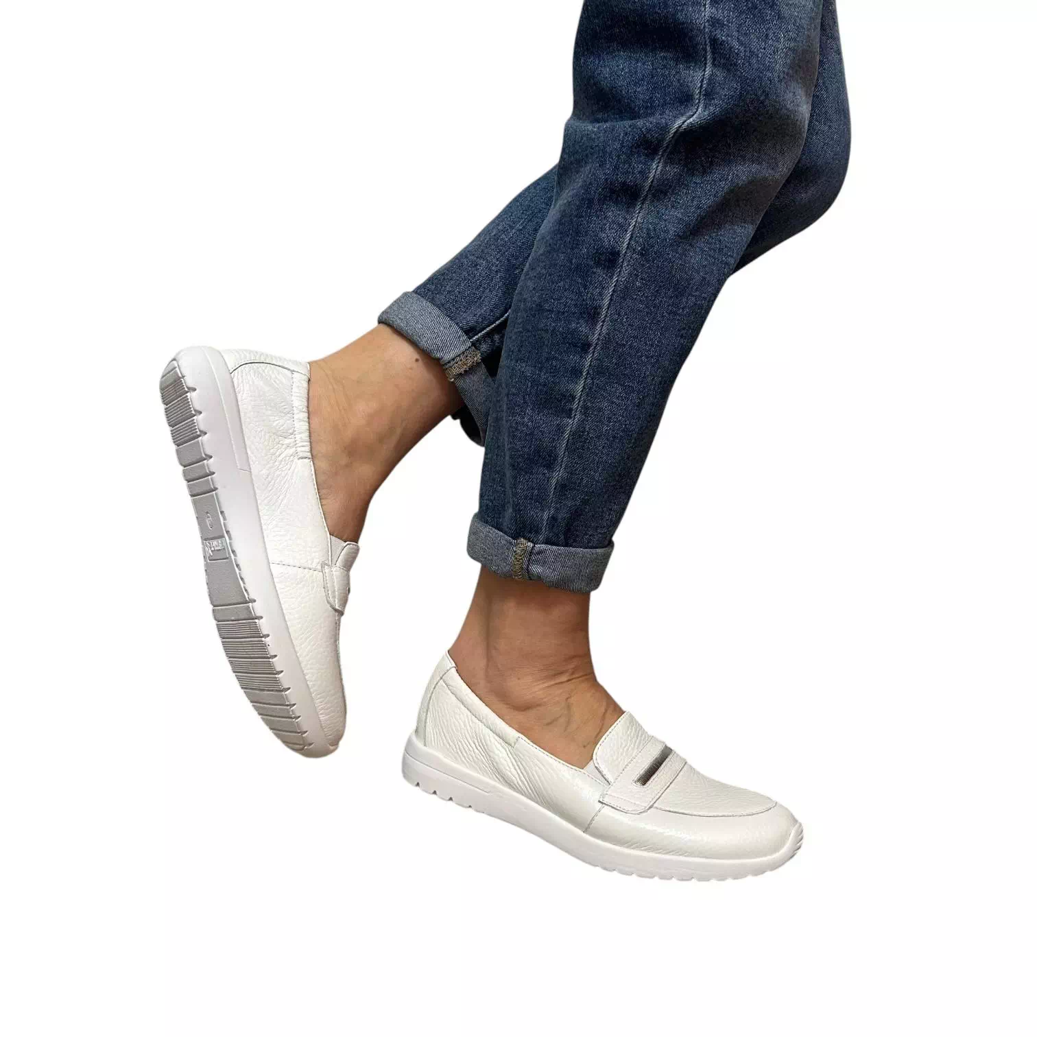 Pantofi Caprice albi