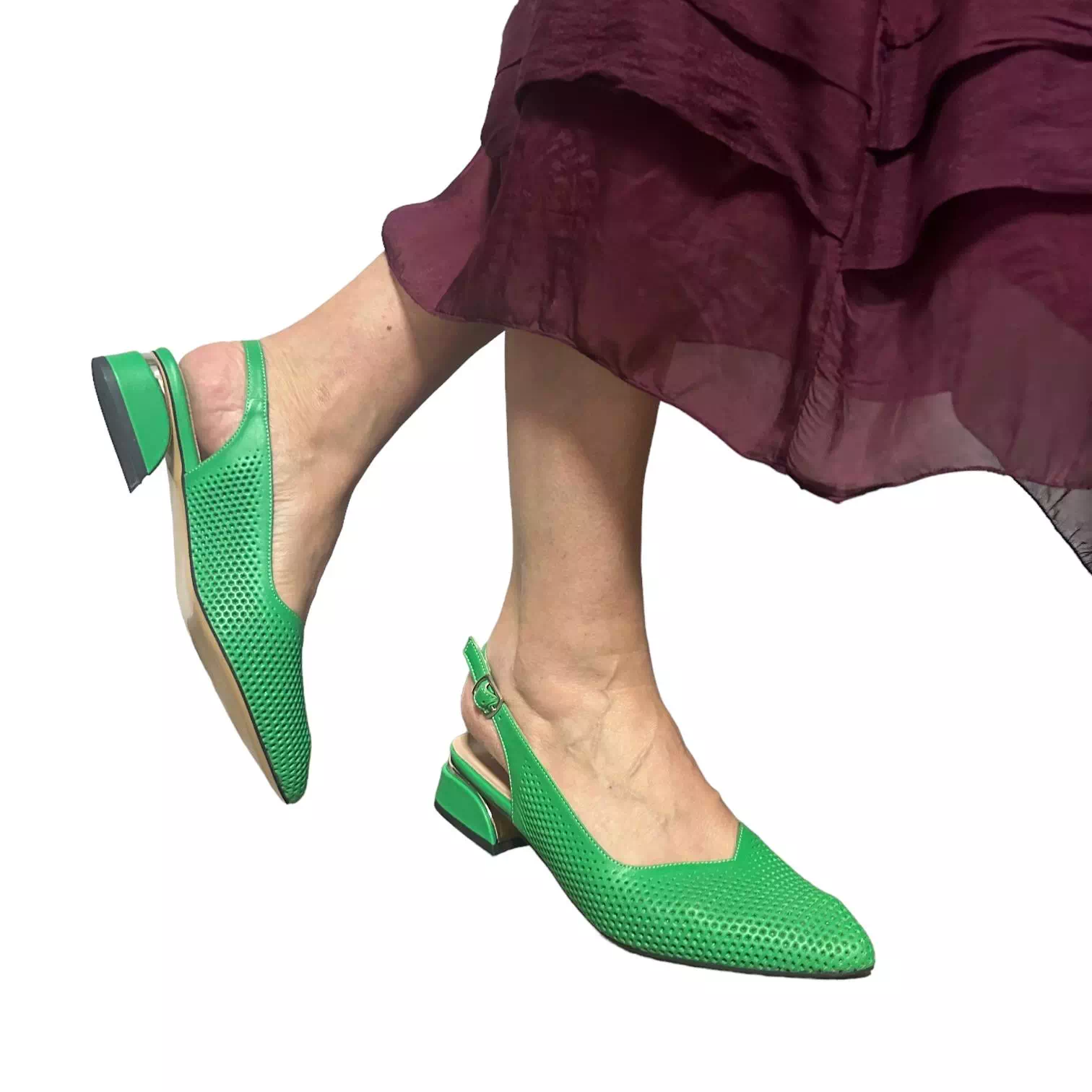 Pantofi decupati verzi cu perforatii
