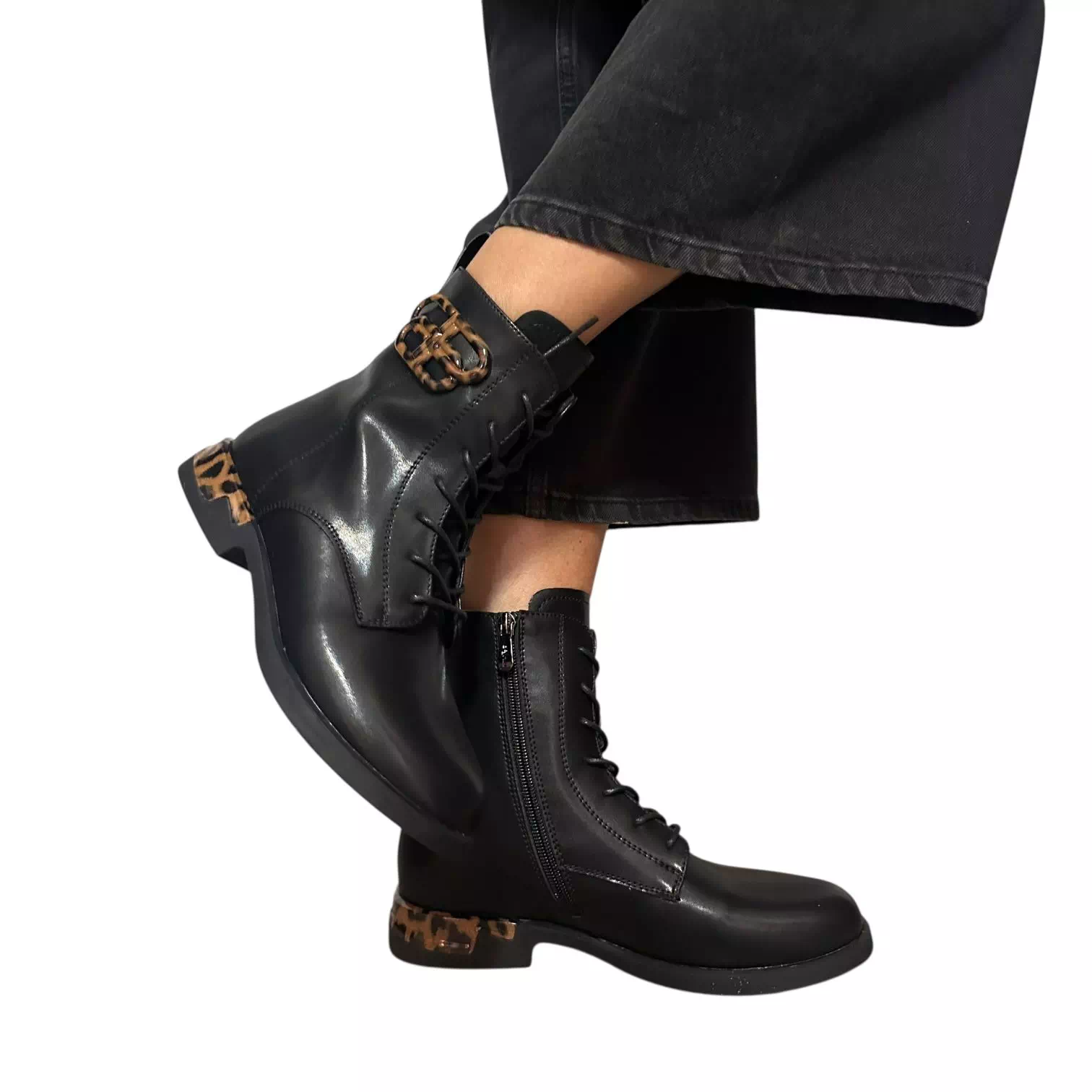 Ghete Filippo negre cu accesoriu print