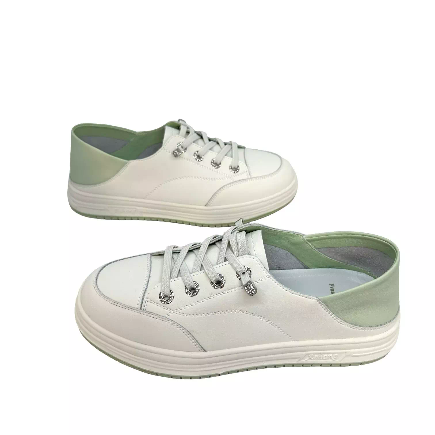 Pantofi albi cu detaliu verde