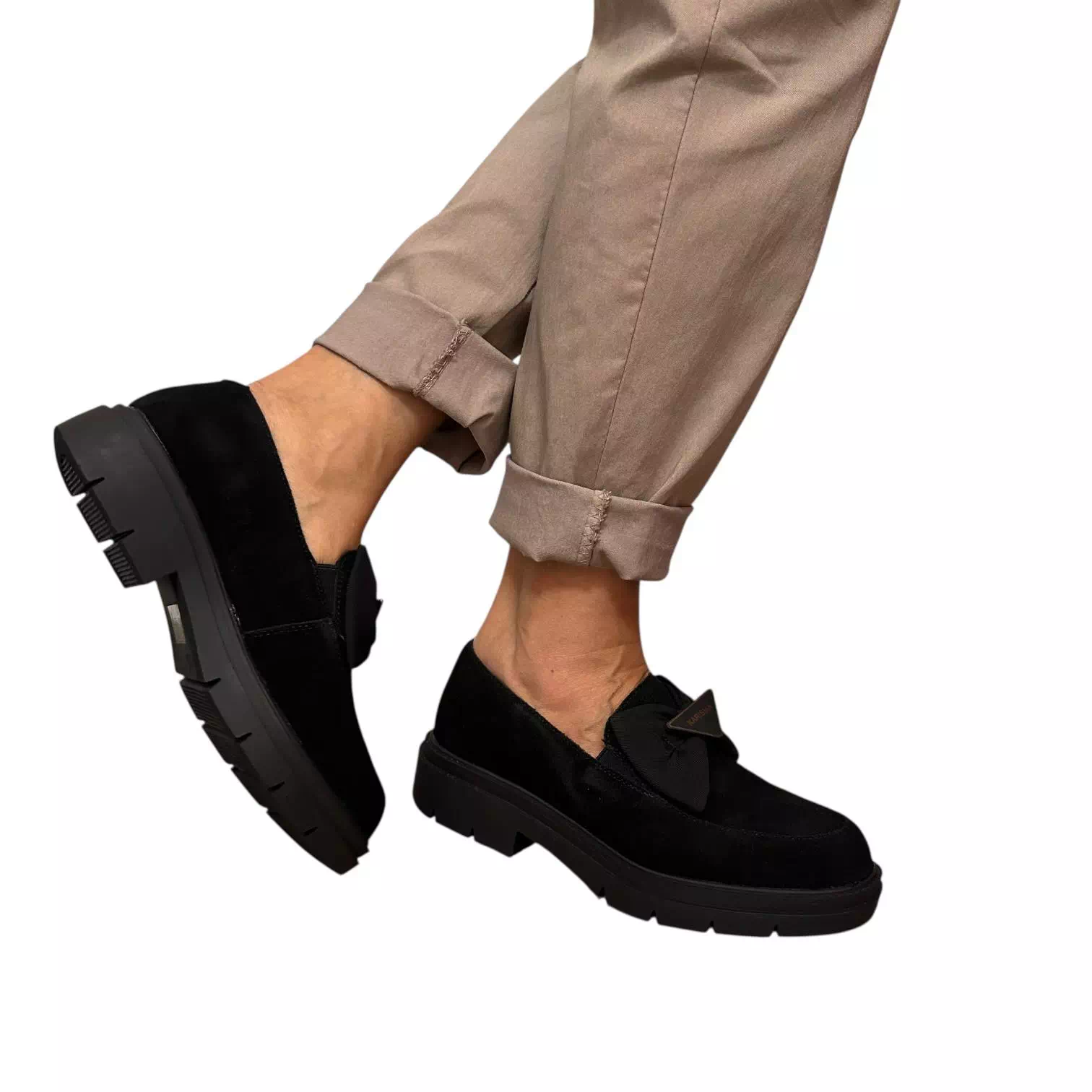 Pantofi Karisma negri cu detaliu