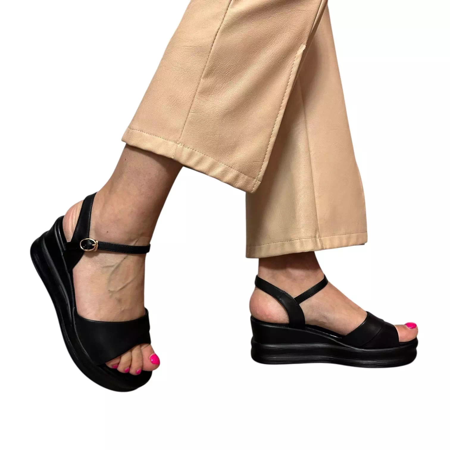 Sandale negre cu talpa platforma