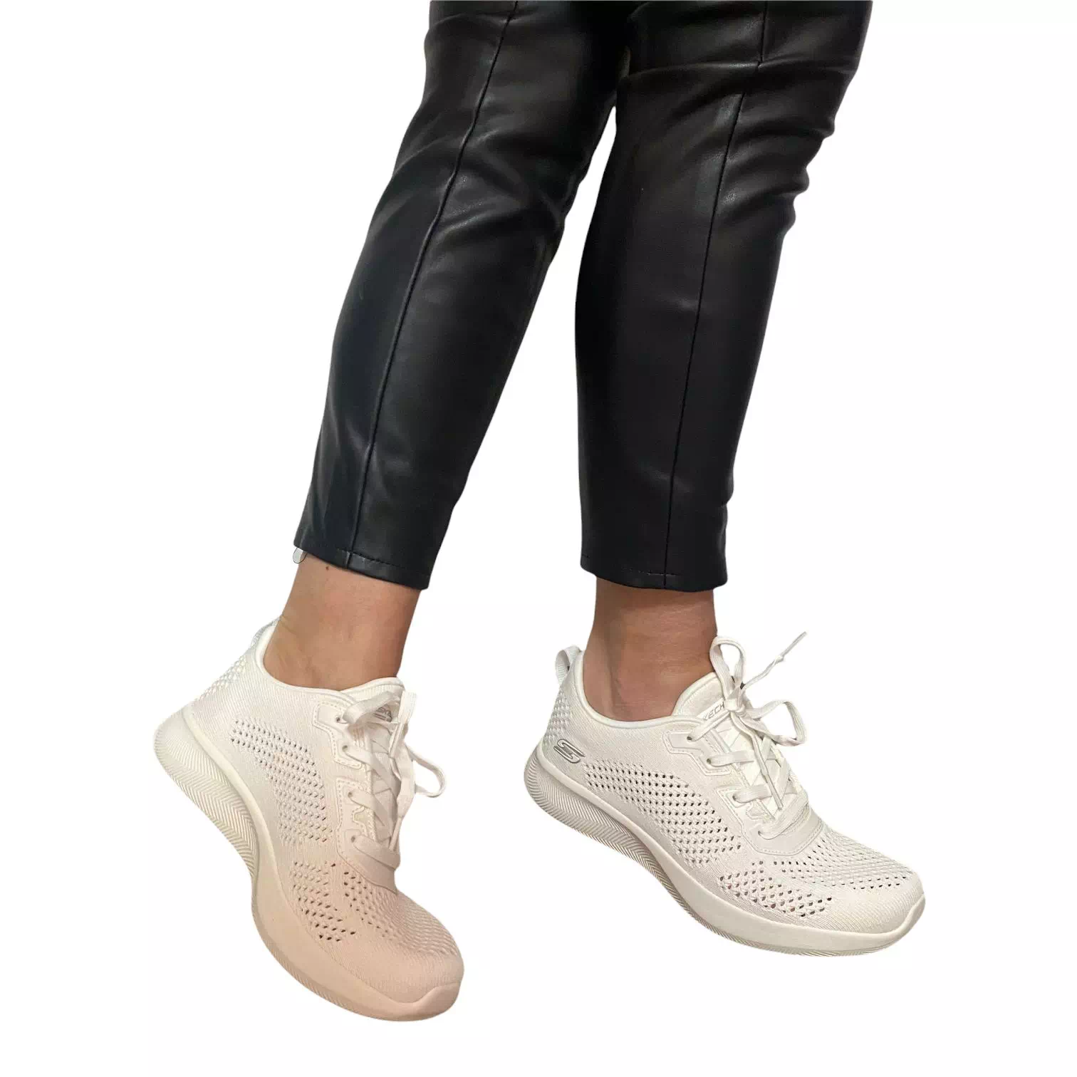 Pantofi sport Skechers albi cu perforatii