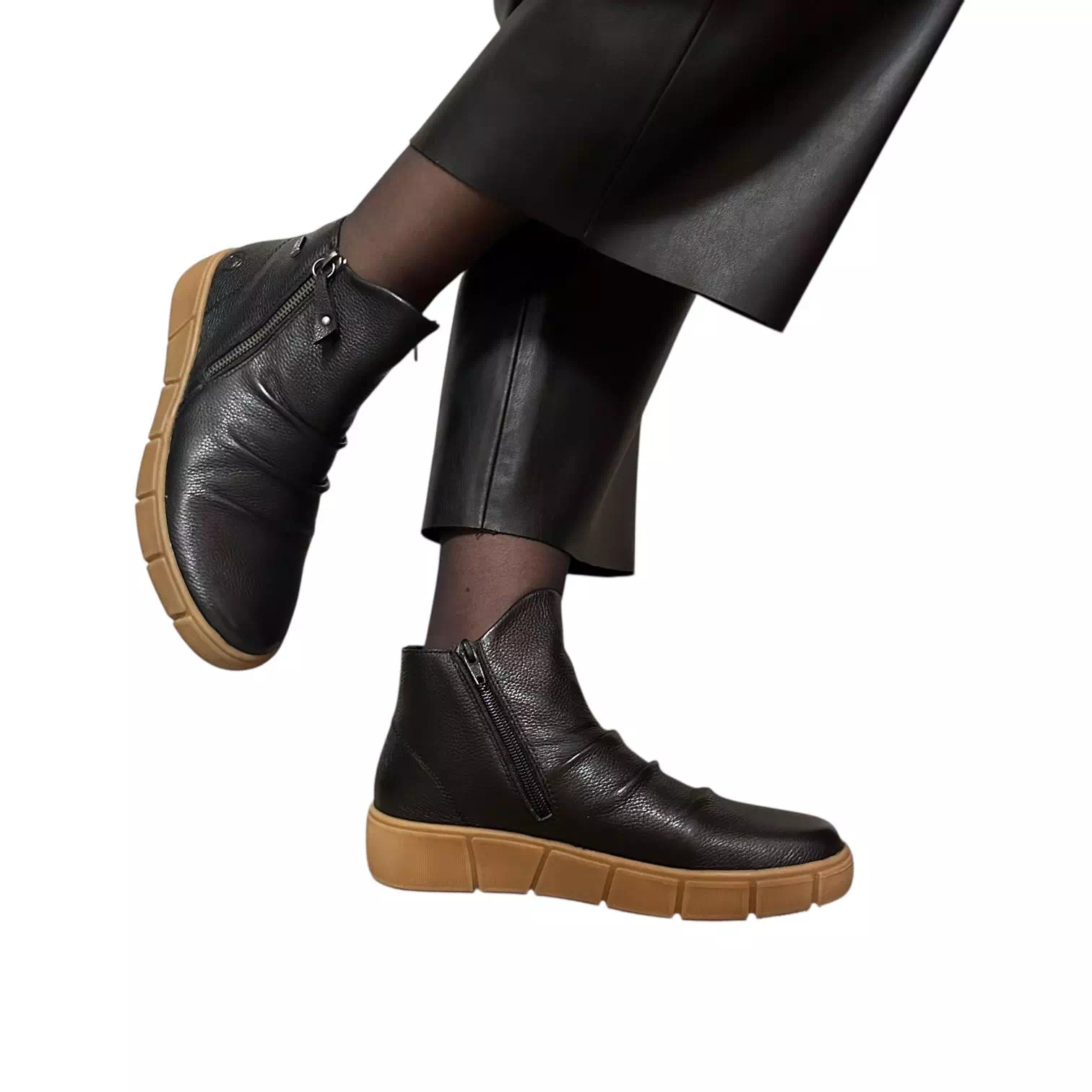 Ghete Remonte negre Tex cu talpa bej